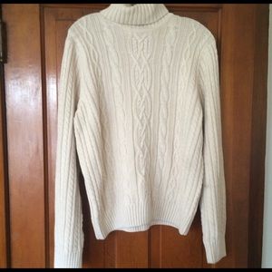 Jeanne Pierre turtleneck sweater
